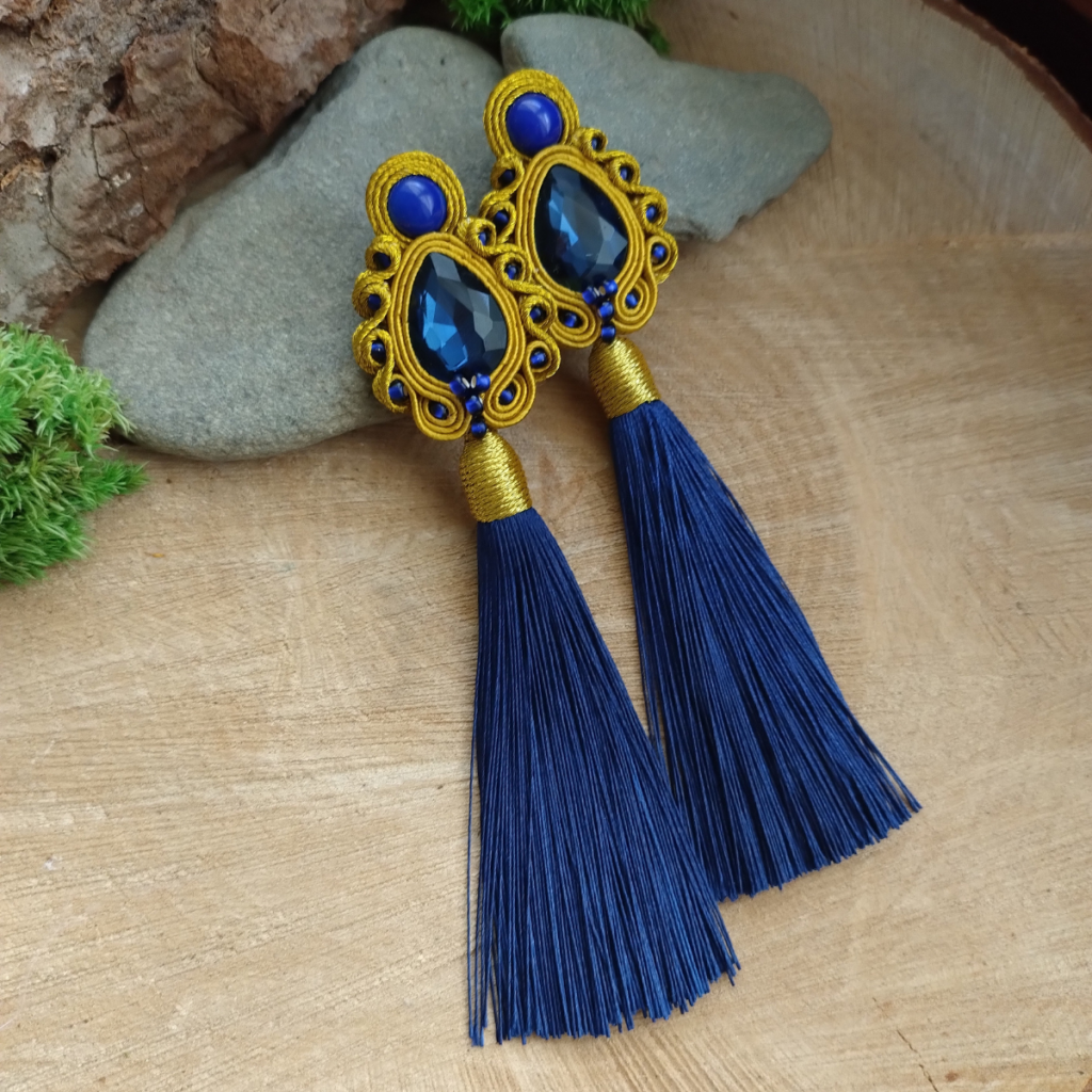 Kolczyki z chwostem Montana