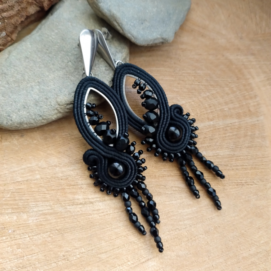 Kolczyki Silvia czarne