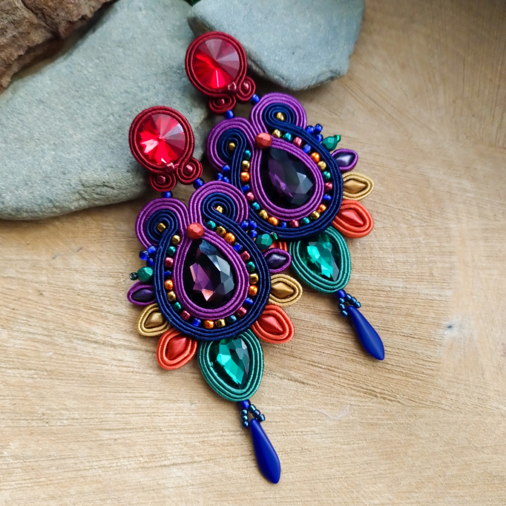 Kolczyki Queen Kolorowe